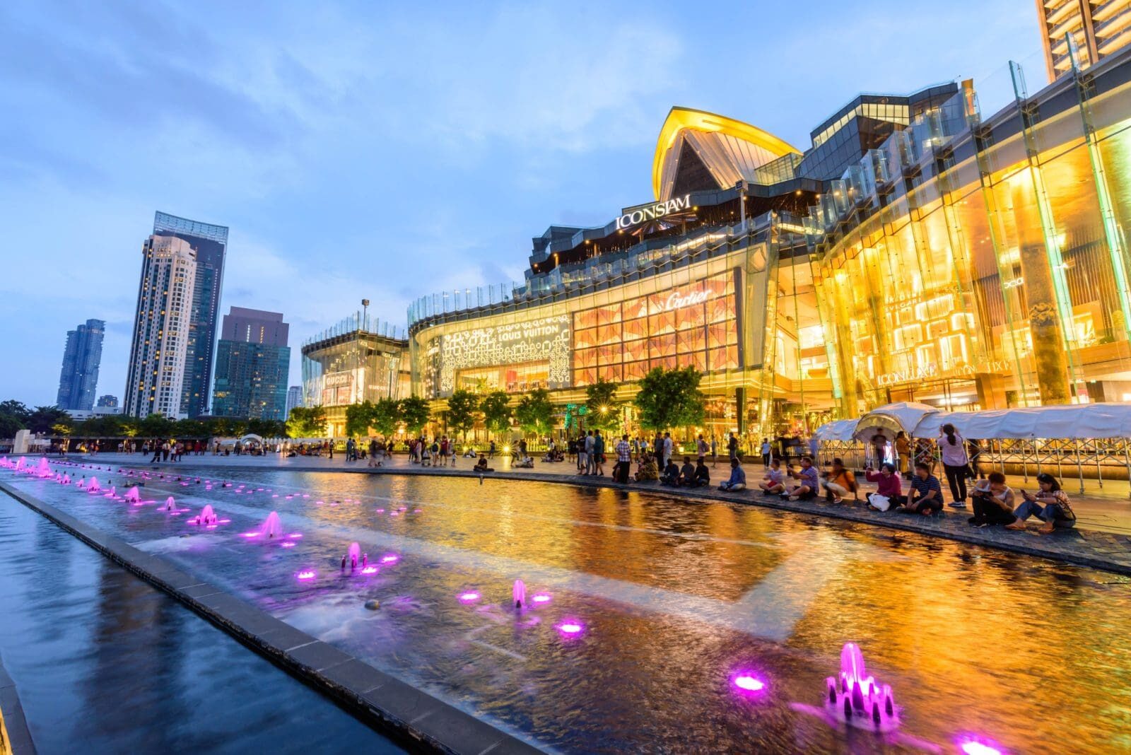 ICONSIAM shopping centre in Bangkok at night