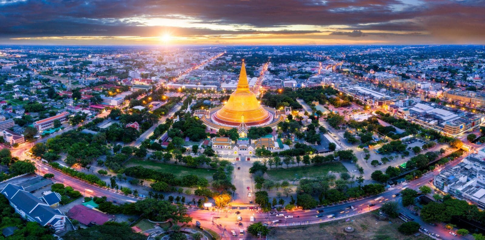 Highlights of the Kanchanaburi in-depth 5-day private charter: Phra Pathom Chedi at sunset