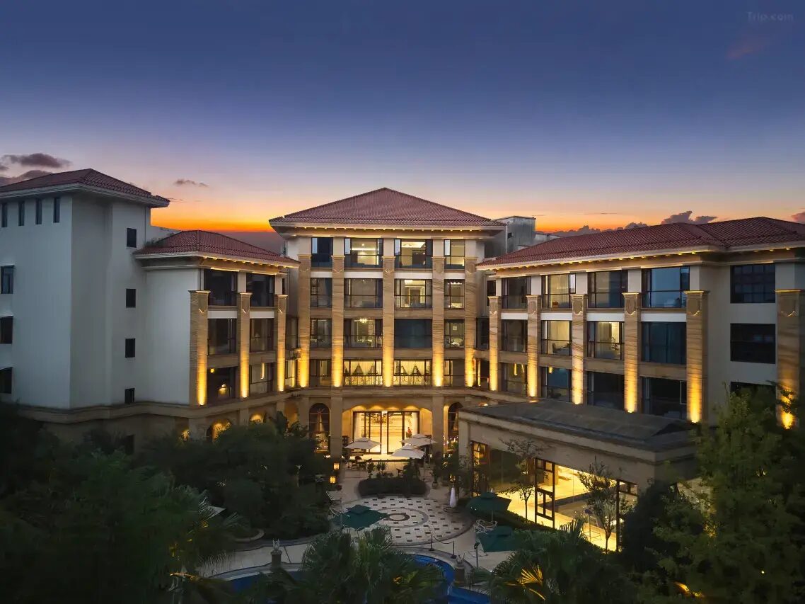 Orange Tree Hot Spring Resort, Mount Emei (hot-spring tickets for two included)