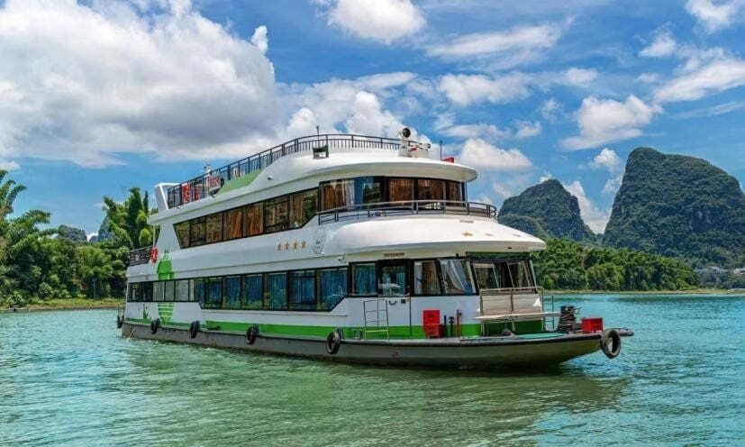 Li River four-star cruise boat