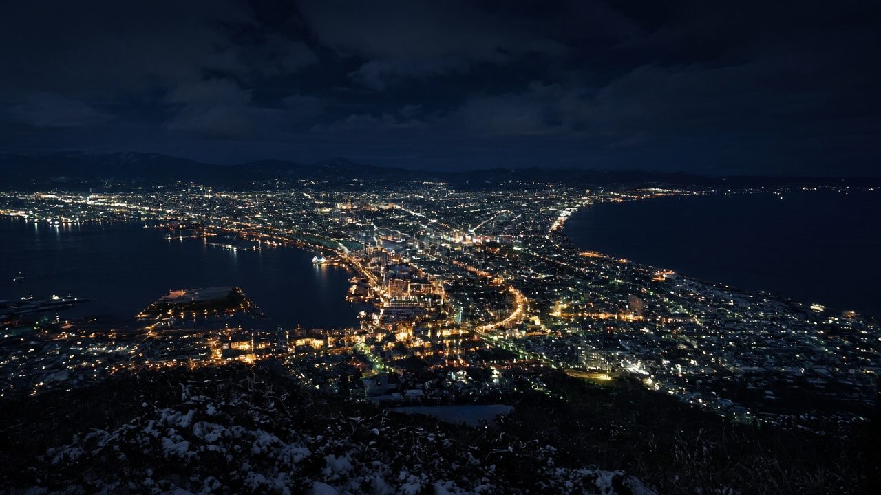 The million-dollar night view over the bay from the Mt. Hakodate Ropeway observation deck